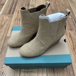 Toms Jillian tan suede booties, size 6.5, new in box